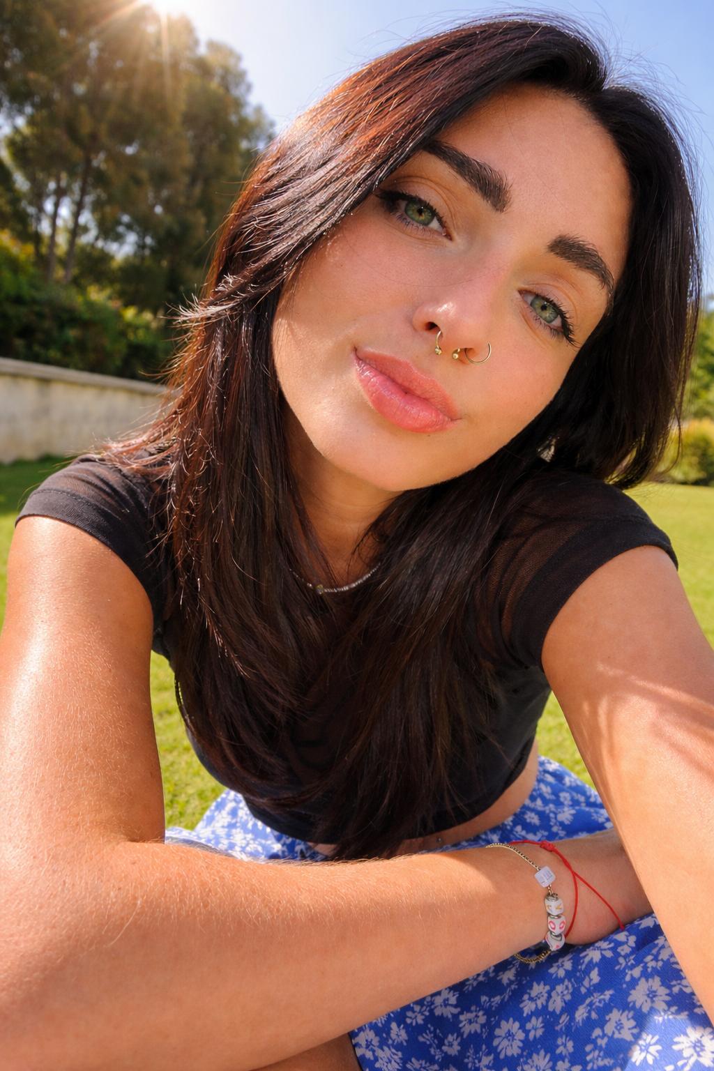 Jade, photographe et community manager corse, partenaire de StorIA Web